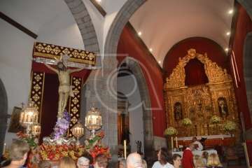 Oficios religiosos del mediodía y procesión del Santo Cristo de Telde (Foto TA)